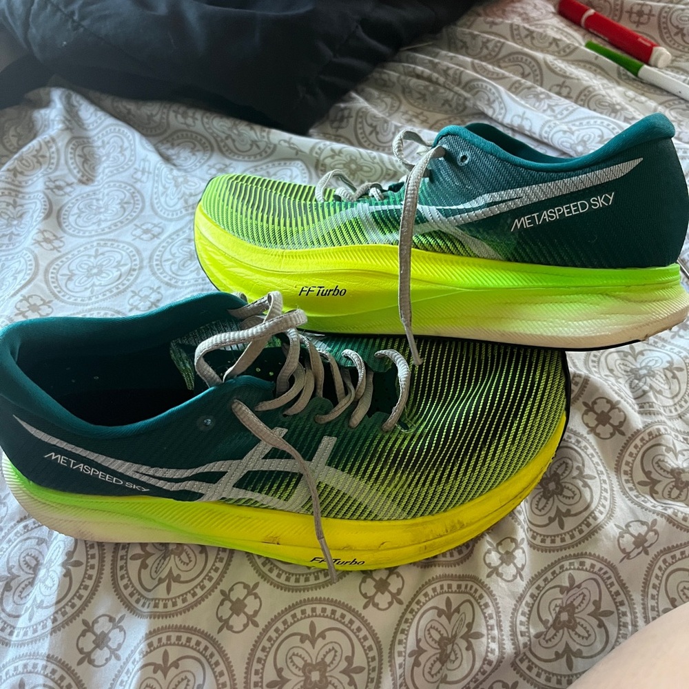 ASICS women’s running shoes